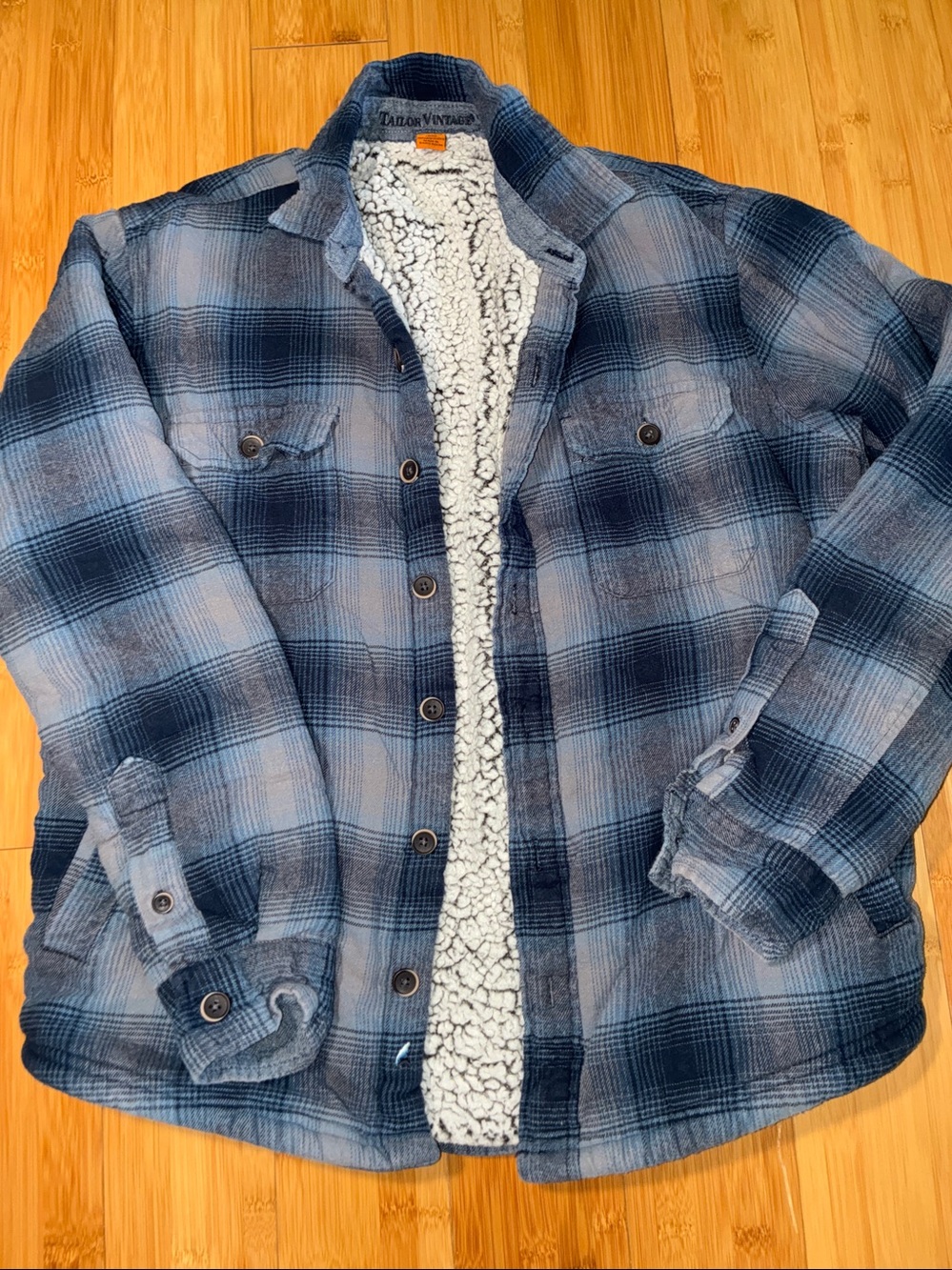 Tailor Vintage Men's Sherpa-Lined Plaid Flannel Shirt Jacket (Size Medium)